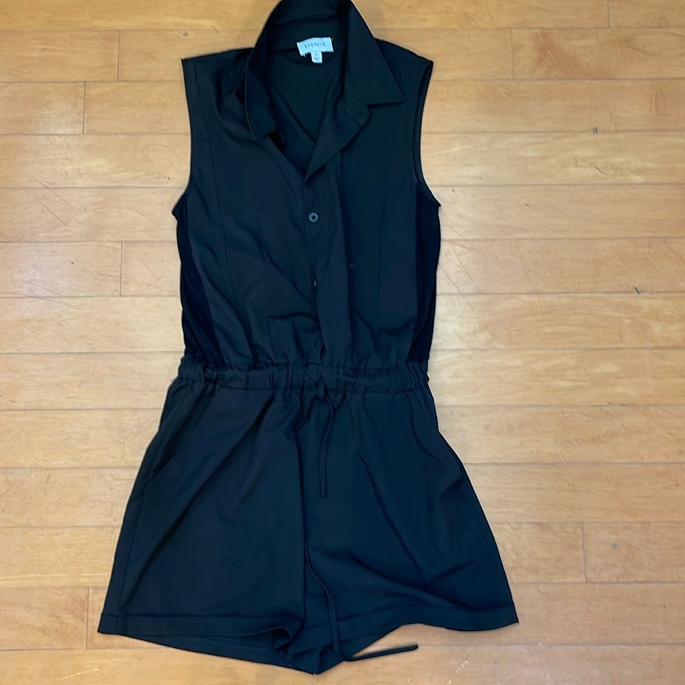 Evereve cute black romper